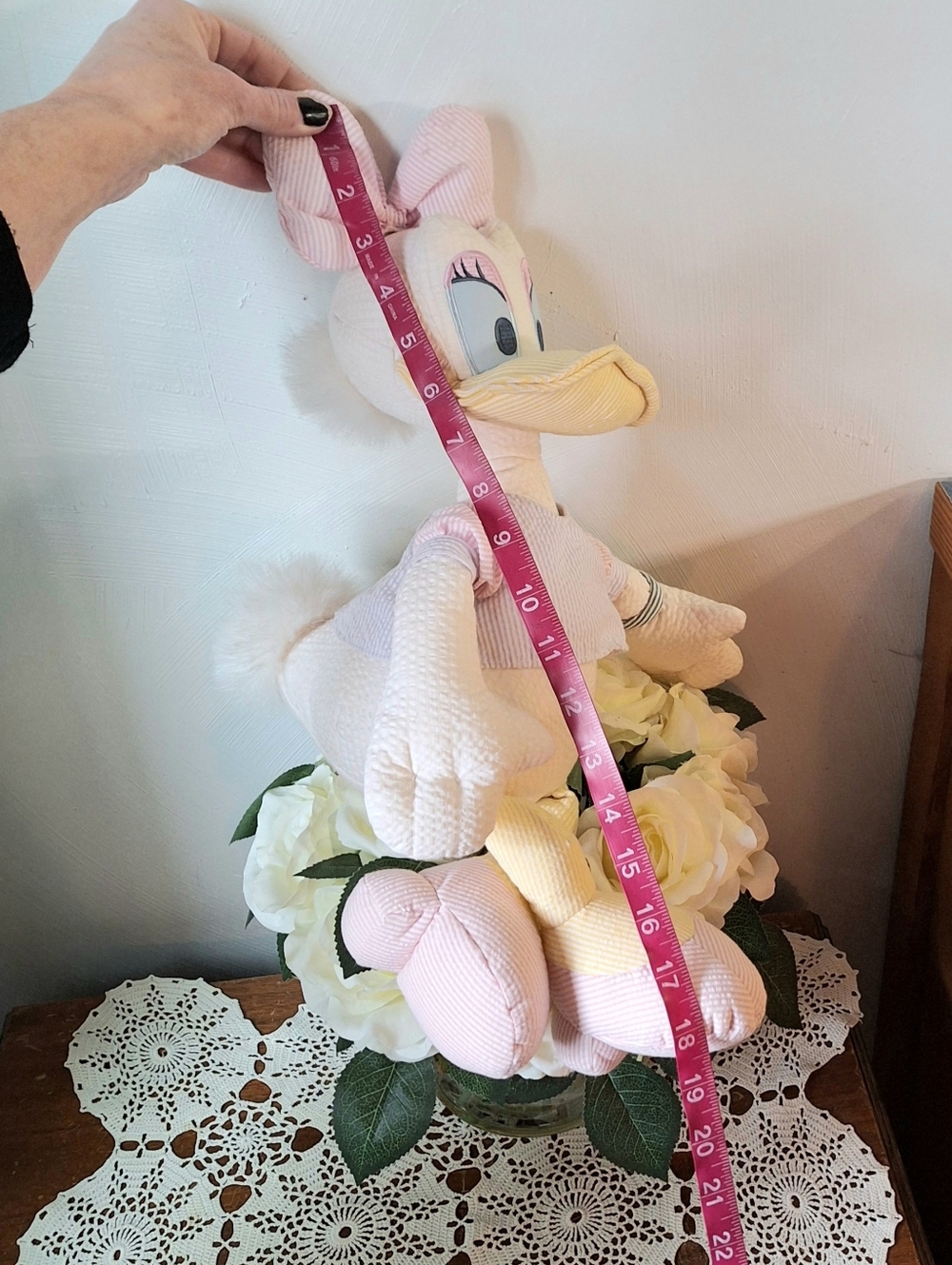 Disney 1990s Daisy Duck Plush In Pastel Seersucker Fabric With Bracelet - Picture 12 of 15